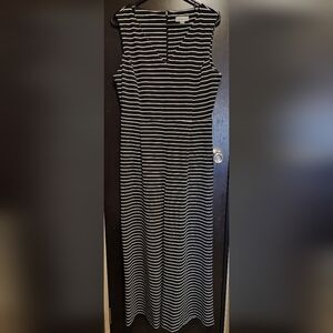 Calvin Klein wide leg cropped jumpsuit black white striped with pockets, size 10